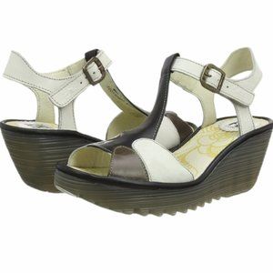 FLY London Women's Yila630FLY Dress Pump size 41